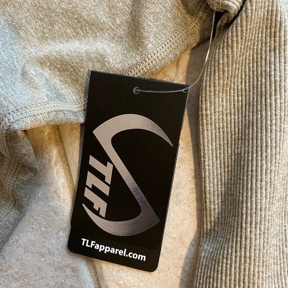 TLF Cropped Long Sleeve - Picture 4 of 5